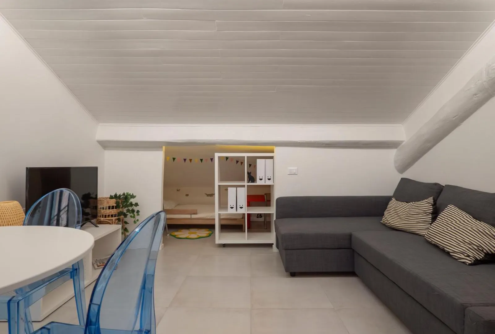 I Host Apartment - Jenner 14 Milan 0*,  Italy