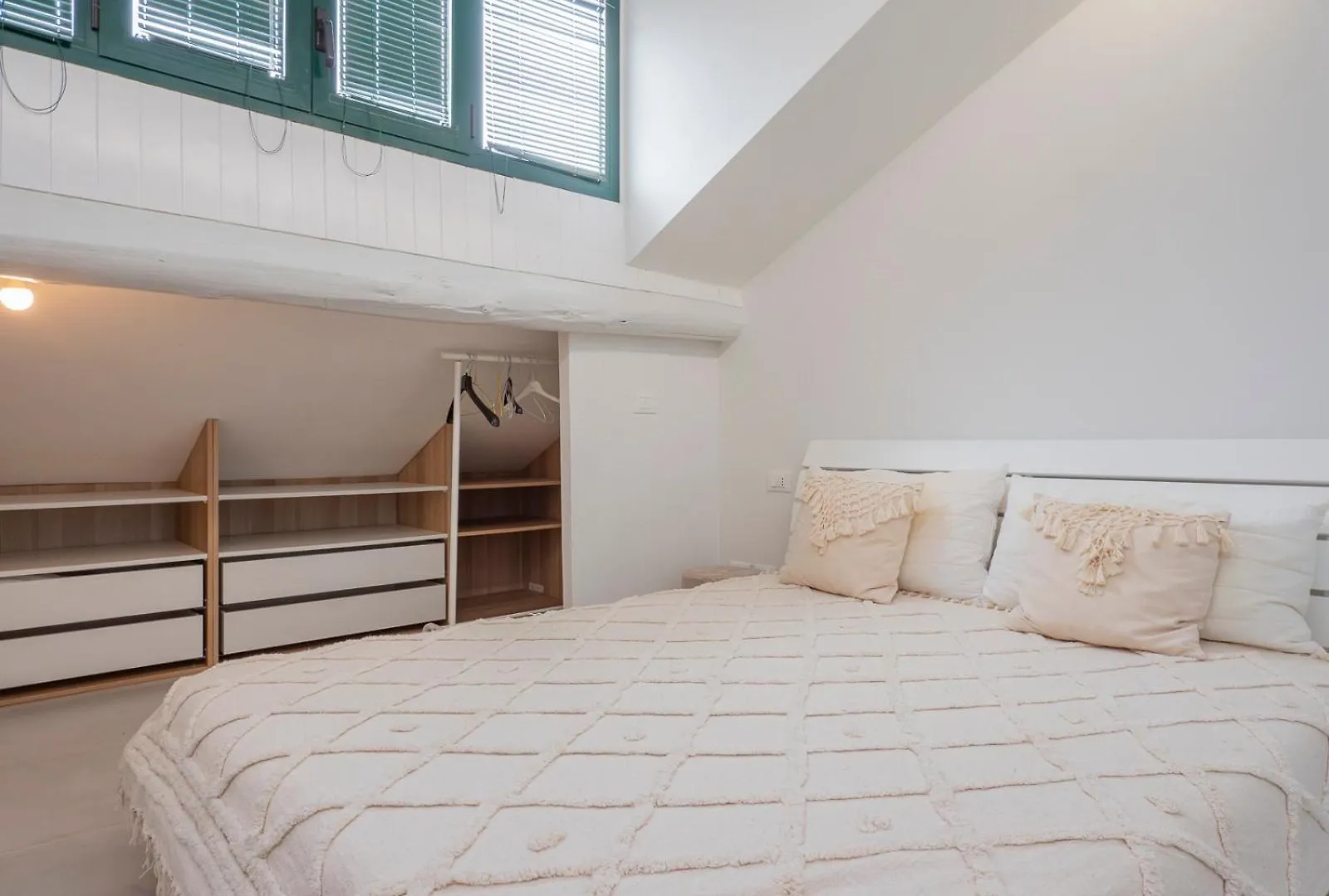 I Host Apartment - Jenner 14 Milan 0*,